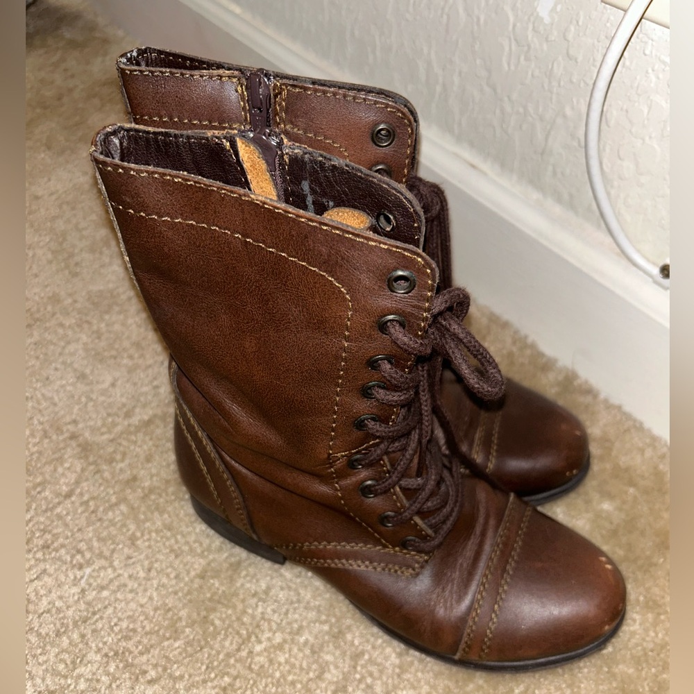 Steve Madden brown boots
